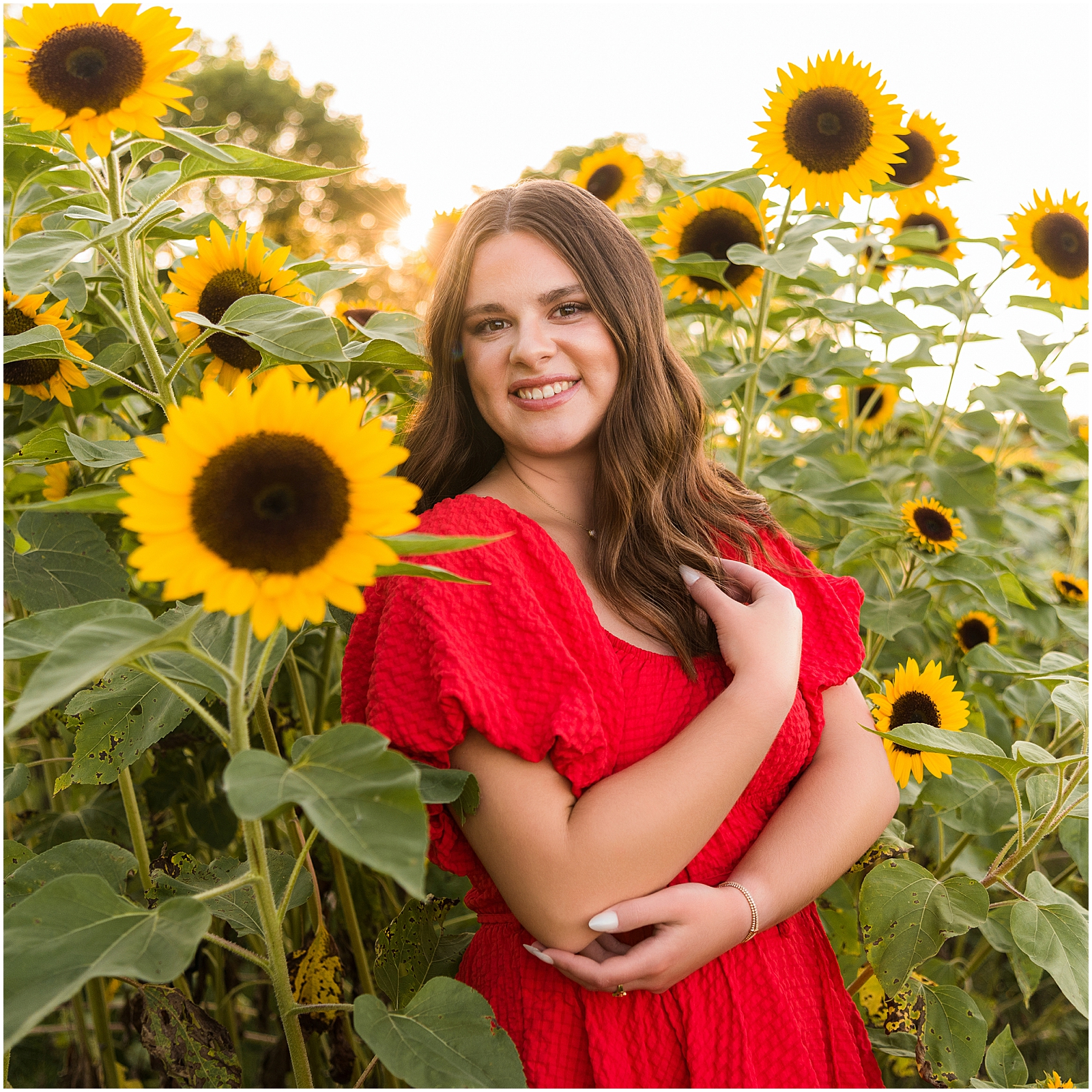 Embracing color in your senior portraits – Sarah Jane Photography is a high school senior photographer serving Bourbonnais & Chicagoland.