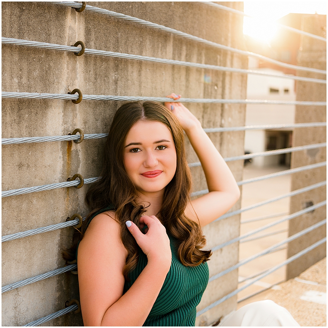 3 Things to Expect When Booking Senior Photos with SJP – Sarah Jane Photography is a senior photographer serving Bourbonnais & Chicagoland.