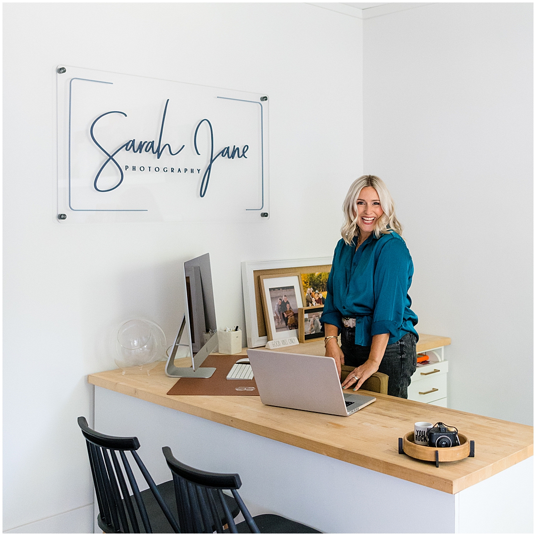 Creating an unforgettable client experience – Sarah Jane Photography is a senior photographer serving Bourbonnais & Chicagoland.
