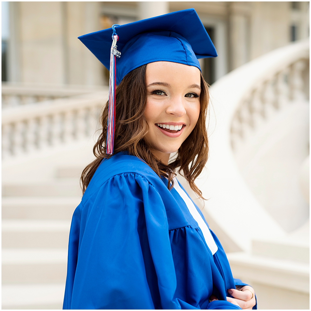 The Ultimate Guide to Grad Gifts by SJP – Sarah Jane Photography is a high school senior photographer serving Bourbonnais & Chicagoland.