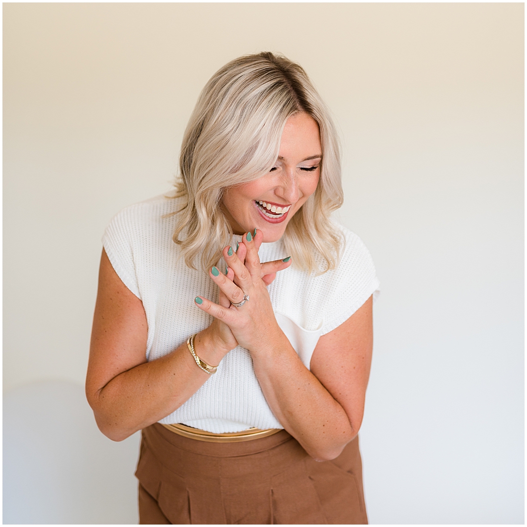 Setting Expectations in Your Photography Business – Sarah Jane Photography is a senior photographer serving Bourbonnais & Chicagoland.