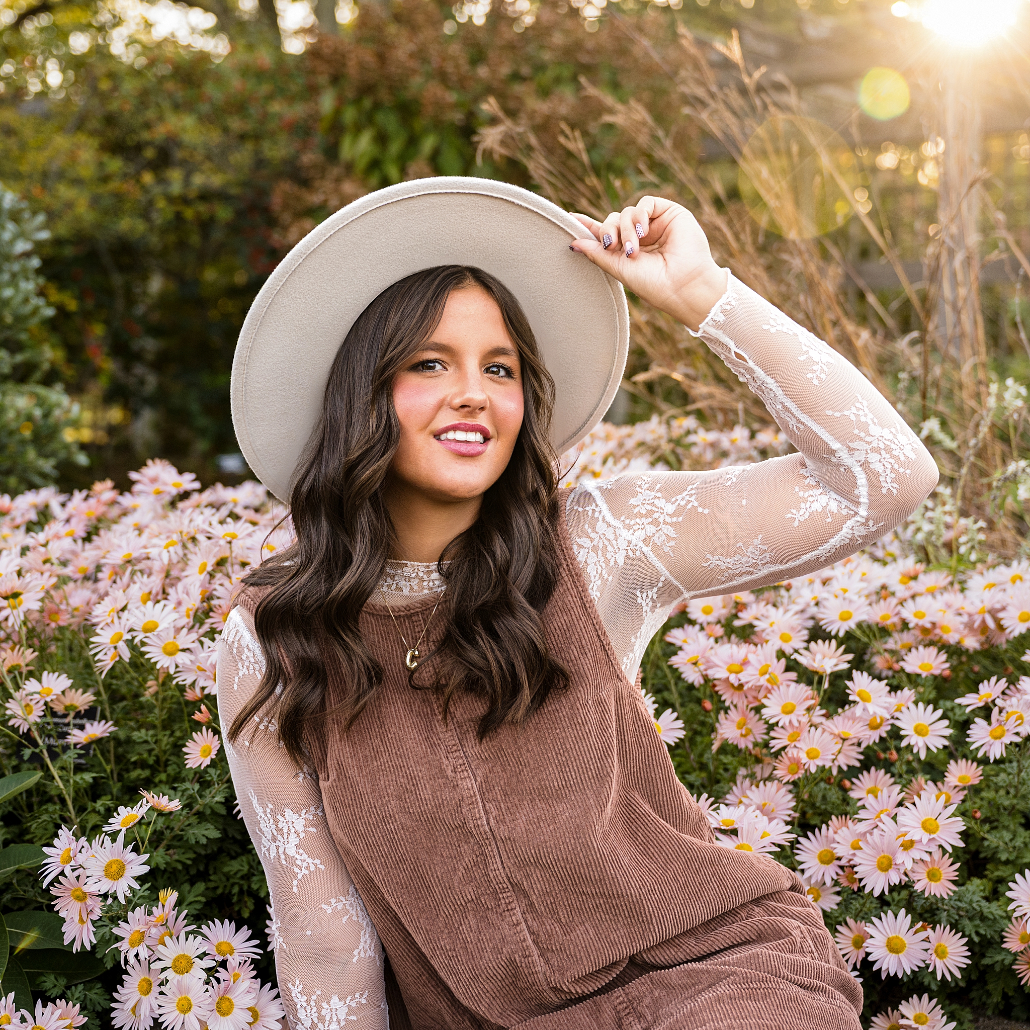 Senior Session Prep: How to Make the Most of Your Senior Photos – Sarah Jane Photography is a senior photographer serving Bourbonnais & Chicagoland.