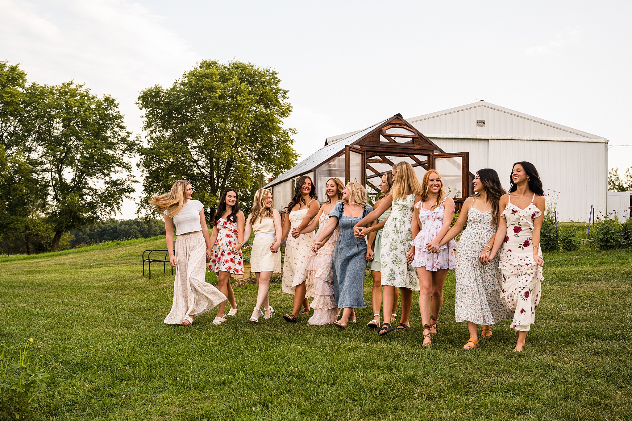 How Styled Shoots Can Elevate Your Photography Brand – Sarah Jane Photography is a senior photographer based in Bourbonnais, Illinois.