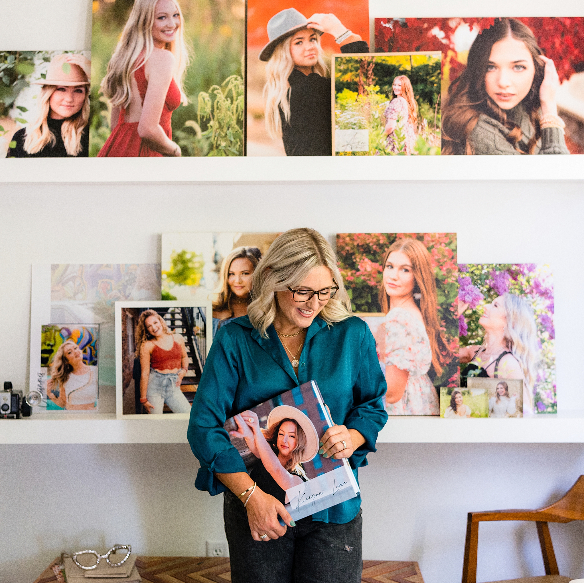 Wow your clients before they even book – Sarah Jane Photography is a senior photographer & educator based in Bourbonnais, Illinois.