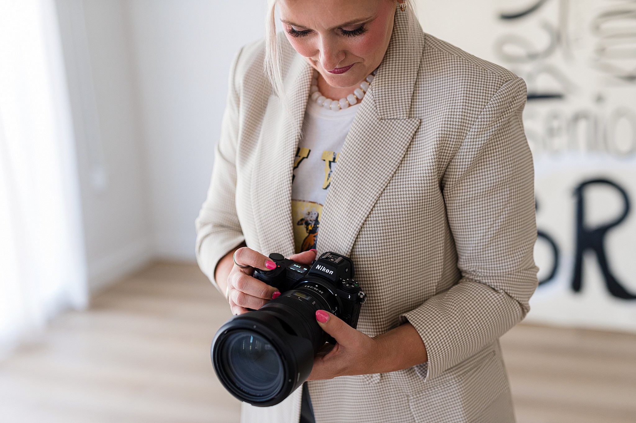 The power of storytelling in your photography business – Sarah Jane Photography is a senior photographer & educator based in Chicagoland.